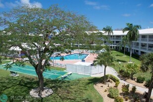 5200 NE 24th Terrace in Fort Lauderdale, FL - Building Photo