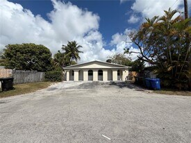 953 SW 16th St in Fort Lauderdale, FL - Building Photo