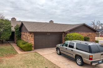 2503 W Hefner Rd in Oklahoma City, OK - Building Photo - Building Photo