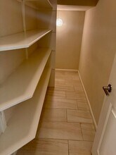2520 Bankhurst St in Henderson, NV - Foto de edificio - Building Photo