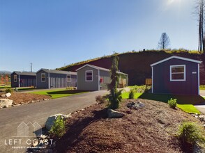 2368 Salmon River Hwy in Otis, OR - Building Photo - Building Photo