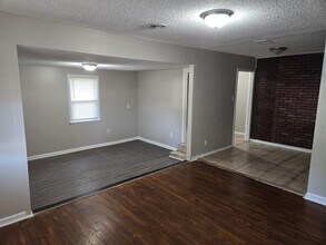 3906 Hammett Dr in Memphis, TN - Building Photo - Building Photo