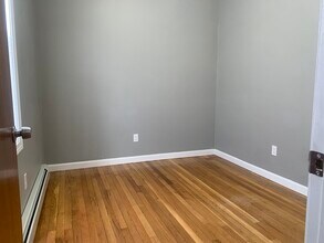 350 Bay in Fall River, MA - Building Photo - Building Photo