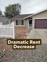 8396 E Stevens Dr, Unit A in Prescott Valley, AZ - Building Photo