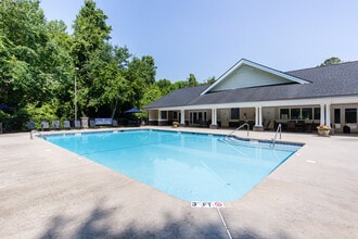 Wellington Farms Apartment Homes in Columbia, SC - Foto de edificio - Building Photo