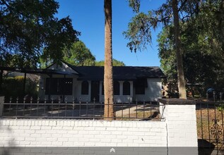1395 Neptune Rd in Kissimmee, FL - Building Photo - Building Photo