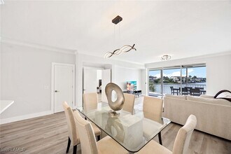 9700 Gulf Shore Dr in Naples, FL - Building Photo - Building Photo