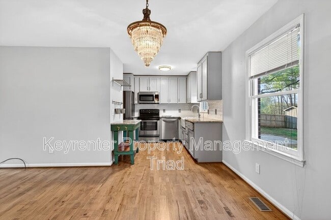 2312 Bonnie Ln in Summerfield, NC - Building Photo - Building Photo