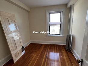 875 Massachusetts Ave, Unit 24T in Cambridge, MA - Building Photo - Building Photo