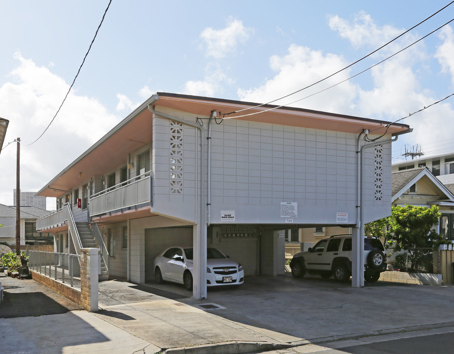 735 Pumehana St in Honolulu, HI - Building Photo