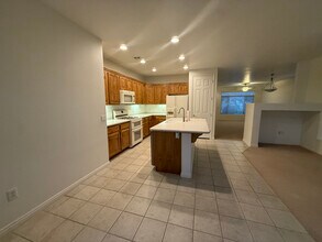 3472 E Canyon Crest Ave in Washington, UT - Building Photo - Building Photo