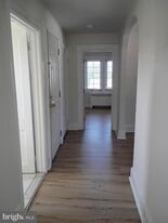 201 Columbia Blvd in National Park, NJ - Building Photo