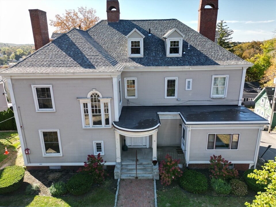 95 Summer St in Haverhill, MA - Building Photo