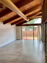 11318 SW 114th Cir Terrace in Miami, FL - Building Photo - Building Photo