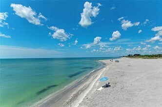 16 Gulf Manor Dr in Venice, FL - Building Photo - Building Photo