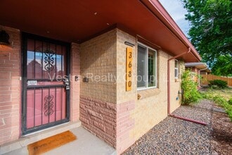 3680 Grape St in Denver, CO - Building Photo - Building Photo