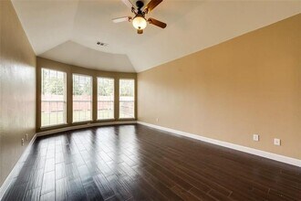 2480 Harbour Dr in Grand Prairie, TX - Building Photo - Building Photo