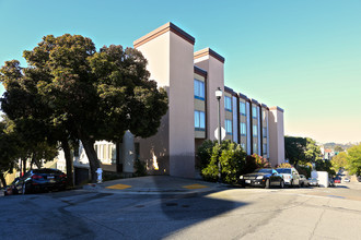 3590 21st St in San Francisco, CA - Foto de edificio - Building Photo