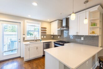 5124 7th St NW in Washington, DC - Building Photo - Building Photo