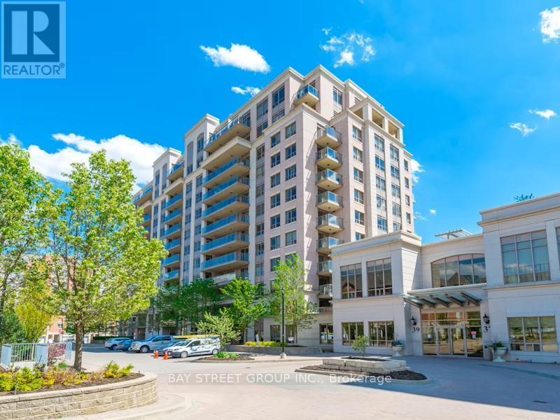 39-UP39 Galleria Pkwy in Markham, ON - Building Photo