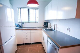 400 Meridian Ave in Miami Beach, FL - Building Photo - Building Photo