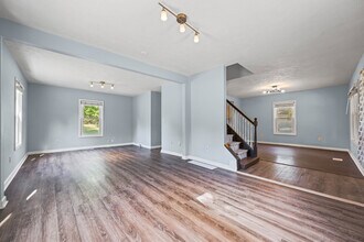 50 Garfield Ln in Bratenahl, OH - Building Photo - Building Photo