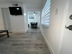 326 Wilson St in Hollywood, FL - Building Photo - Building Photo