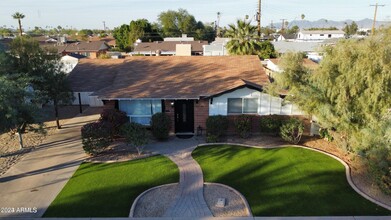 8510 E Sheridan St in Scottsdale, AZ - Building Photo - Building Photo