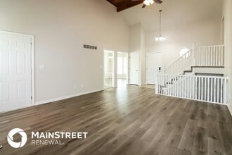 609 NE Bristol Dr in Lee's Summit, MO - Building Photo - Building Photo