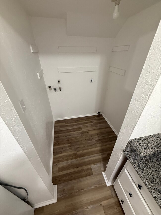 3701 SW 30th Ter, Unit Unit A in Gainesville, FL - Foto de edificio - Building Photo