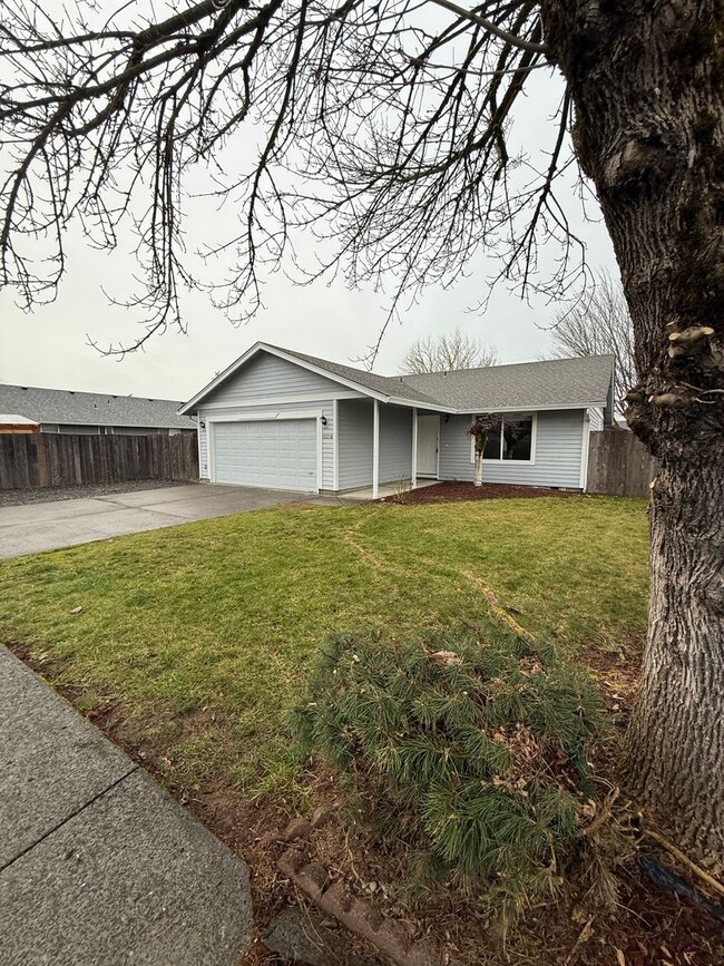 15210 NE 50th St in Vancouver, WA - Building Photo - Building Photo