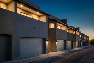 4531 Villa Loma Ln NE in Albuquerque, NM - Building Photo - Building Photo