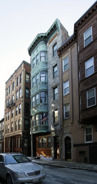 18 Cooper in Boston, MA - Building Photo