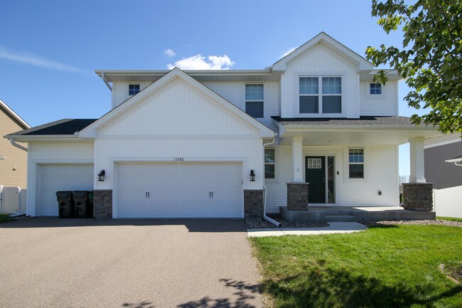 property at 15742 Everglade Ave