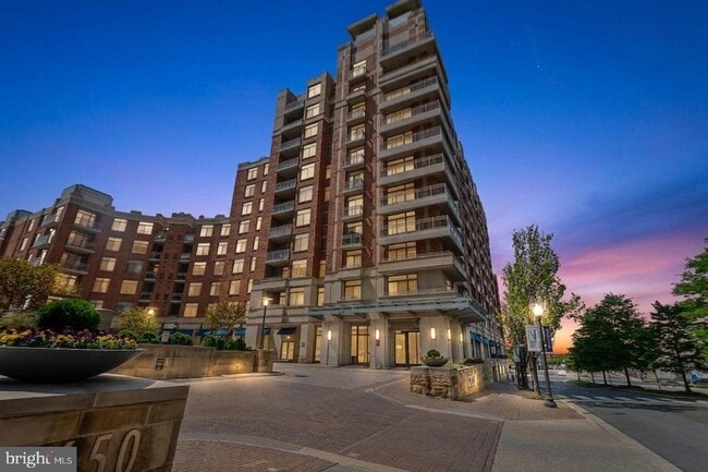 3600 S Glebe Rd
