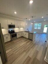 208 W Sycamore St in Zebulon, NC - Building Photo - Building Photo