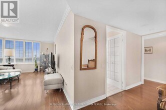 2 Covington Rd in Toronto, ON - Building Photo - Building Photo