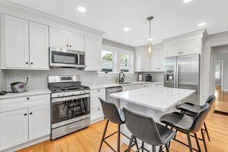 17 Weymouth Ave in Boston, MA - Building Photo - Building Photo