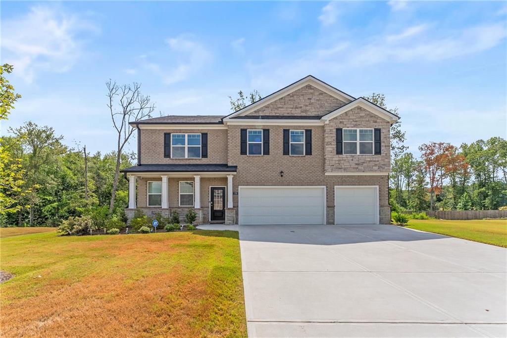 379 Blue Juniper Cir in Loganville, GA - Foto de edificio