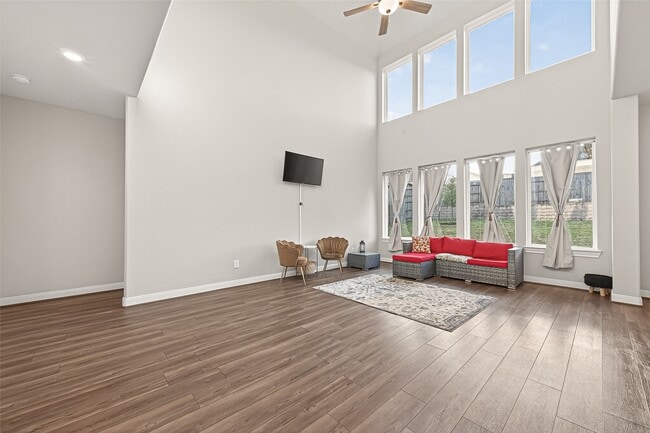 property at 17685 Martin Crk Ln