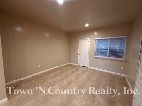 613 Archer St in Salinas, CA - Foto de edificio - Building Photo