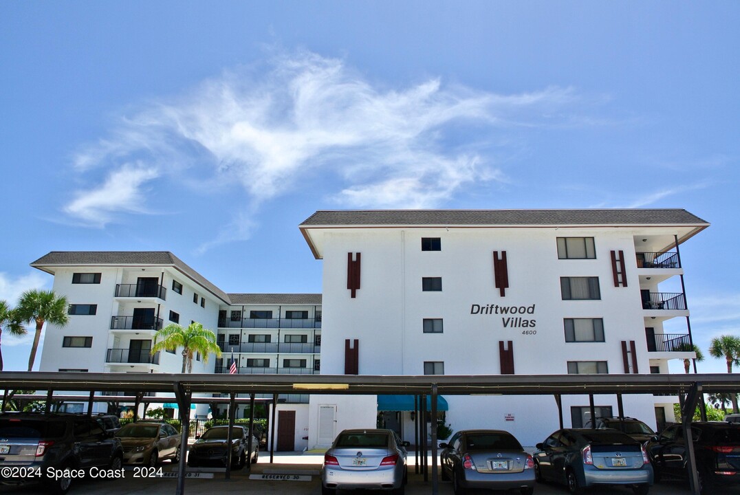 4600 Ocean Beach Blvd in Cocoa Beach, FL - Building Photo