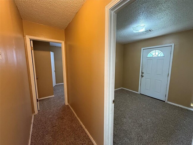 408 Winding Ln in Edmond, OK - Building Photo - Building Photo