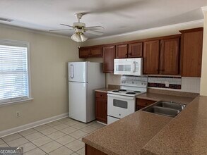 135 Logmont Trace in Athens, GA - Building Photo - Building Photo