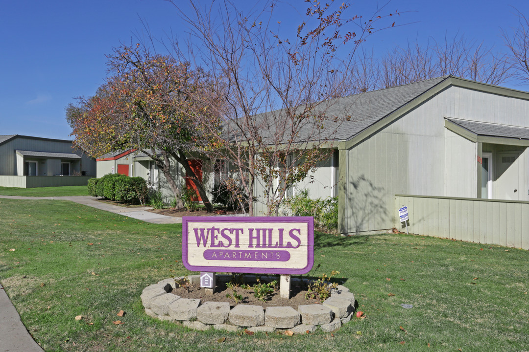 West Hills Apartments in Coalinga, CA - Building Photo