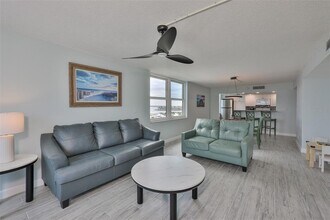 1400 Gulf Blvd in Clearwater, FL - Building Photo - Building Photo