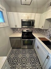 100 Biscayne Dr NW in Atlanta, GA - Building Photo - Building Photo