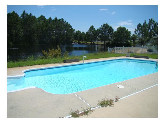 10038 Parker Lake Cir in Navarre, FL - Building Photo