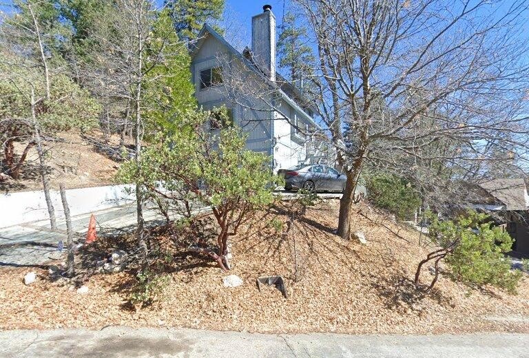 615 Sonoma Dr in Lake Arrowhead, CA - Building Photo