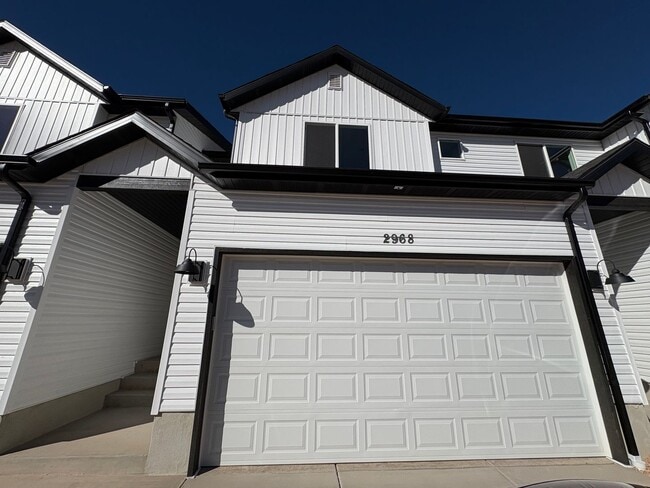 property at 2968 W LaGrand St